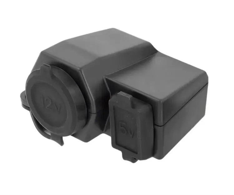 Automobilinis 12V lizdas su USB 5V 2A įkrovikliu, skirta automobilių prietaisų įkrovimui, matomas įrenginys su USB jungtimi.