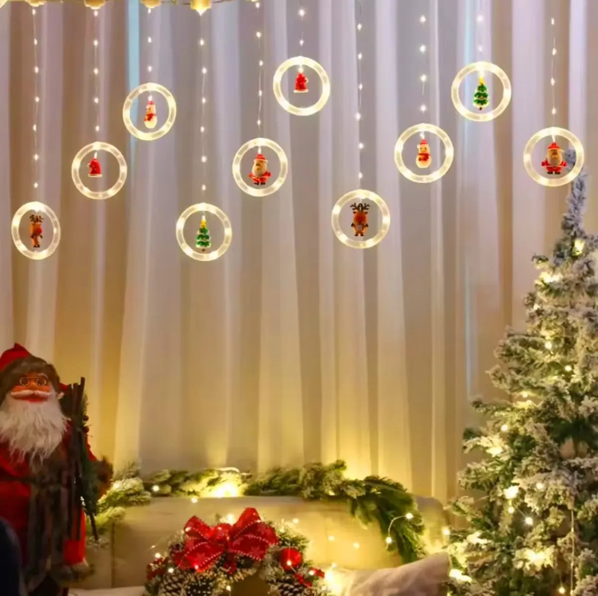 Baltos šviesos LED girlianda su 10 žiedais, 300 cm ilgio, švelniam apšvietimui ir dekoracijoms namuose.