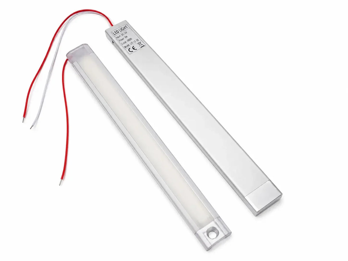 Dvi 12V LED šviestuvai, apšvietimo lempučių rinkinys, modernus ir energiją taupantis apšvietimas namams ar automobiliui