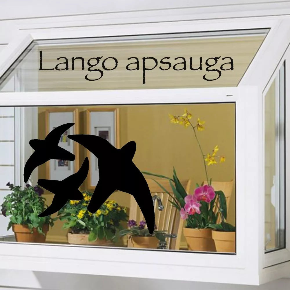 Kleeps lindude aknasse lendamise eest kaitsmiseks