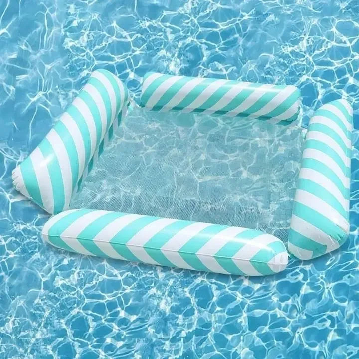 Pripučiamas vandens fotelio čiužinys poilsiui, patogiai ir lengvai pripučiamas, tinkamas poilsiui vandenyje.