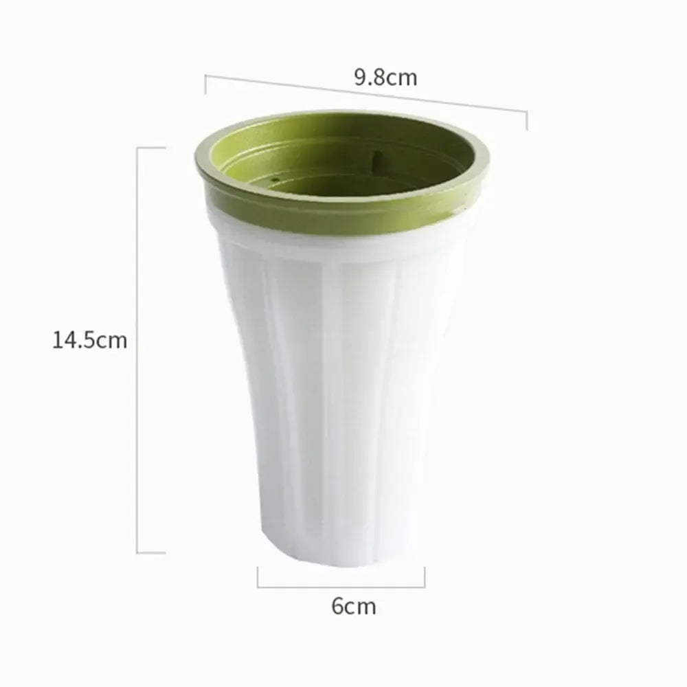 Šerbeto gaminimo puodelis Slushy, 150 ml, plastikinis su dangteliu, skirtas šerbetui ir gaiviesiems gėrimams gaminti.