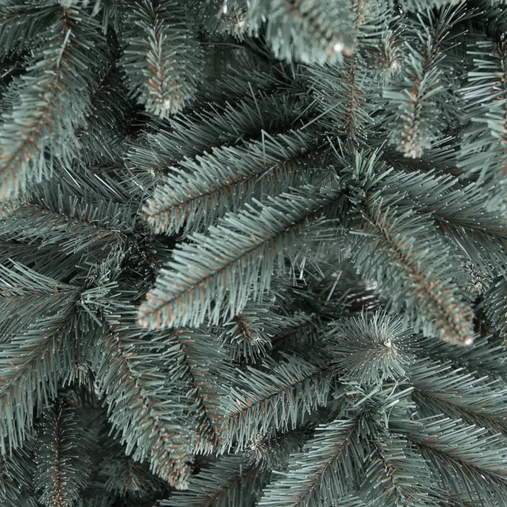 Dirbtinė Kalėdų eglutė Siberian Spruce, 120 cm, su mėlynomis plieninėmis šakomis, natūraliai atrodančios Kalėdų dekoracijoms