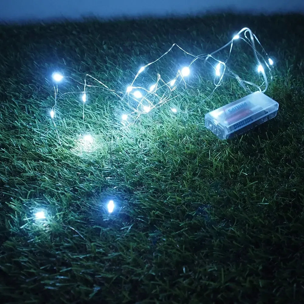 20 LED girlianda, šaltai balta, šviesos girlianda su mažomis LED lempomis, puikiai apšvietimui ir dekoracijoms.