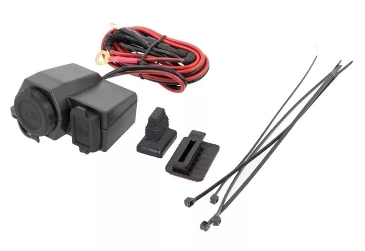 Auto pistikupesa 12V USB 5V 2A