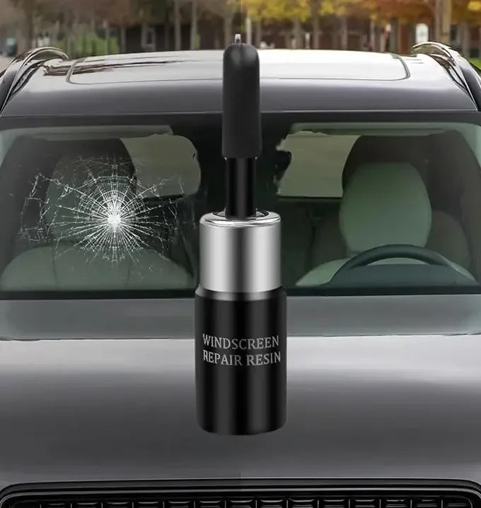 Automobilio priekinio stiklo įtrūkimų ir akmenukų žymių remonto rinkinys, skirtas stiklo pažeidimų taisymui automobilyje.