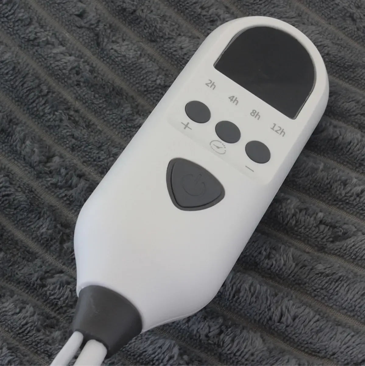Elektrinė šildoma antklodė dviejų zonų 180x160 cm, minkšta ir patogi, skirta šilumai ir komfortui namuose.