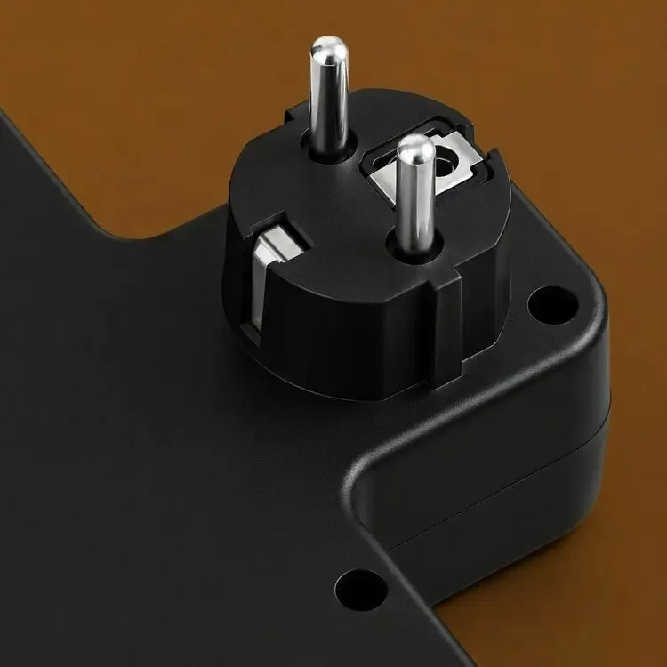 Elektros lizdo adapteris su 2 lizdais, USB-A ir USB-C jungtimis, LED lempute, patogus ir modernus elektros priedas namams