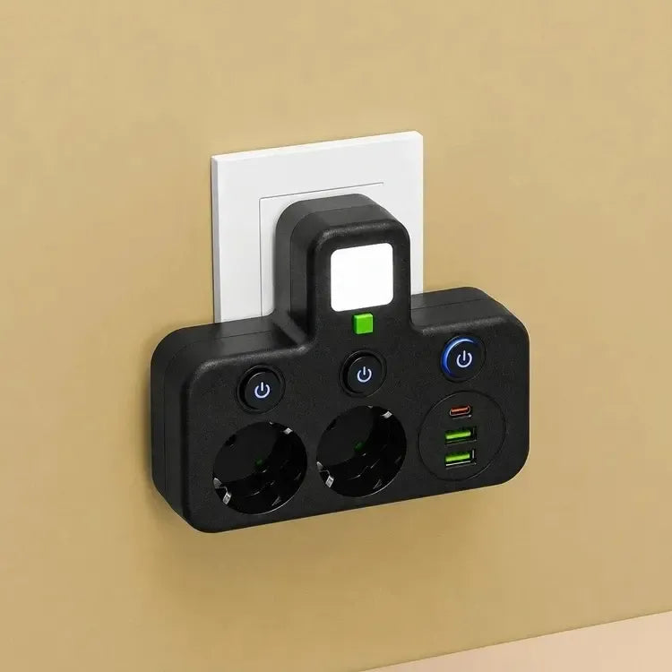 Elektros lizdo adapteris su 2 lizdais, USB-A ir USB-C jungtimis, LED lempute, patogus elektros prietaisų prijungimui.