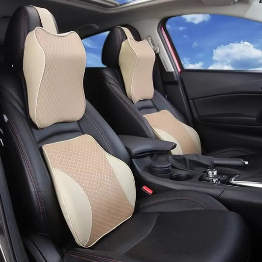 Kreminės spalvos ergonominių pagalvių rinkinys automobiliui, patogiai ir palaikymui skirta kelių pagalvių komplektas.