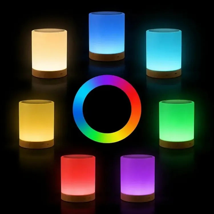 Įkraunama RGB LED naktinė lempa su jutikliniu valdymu, šviesos spalvų keitimas ir patogus naudojimas.