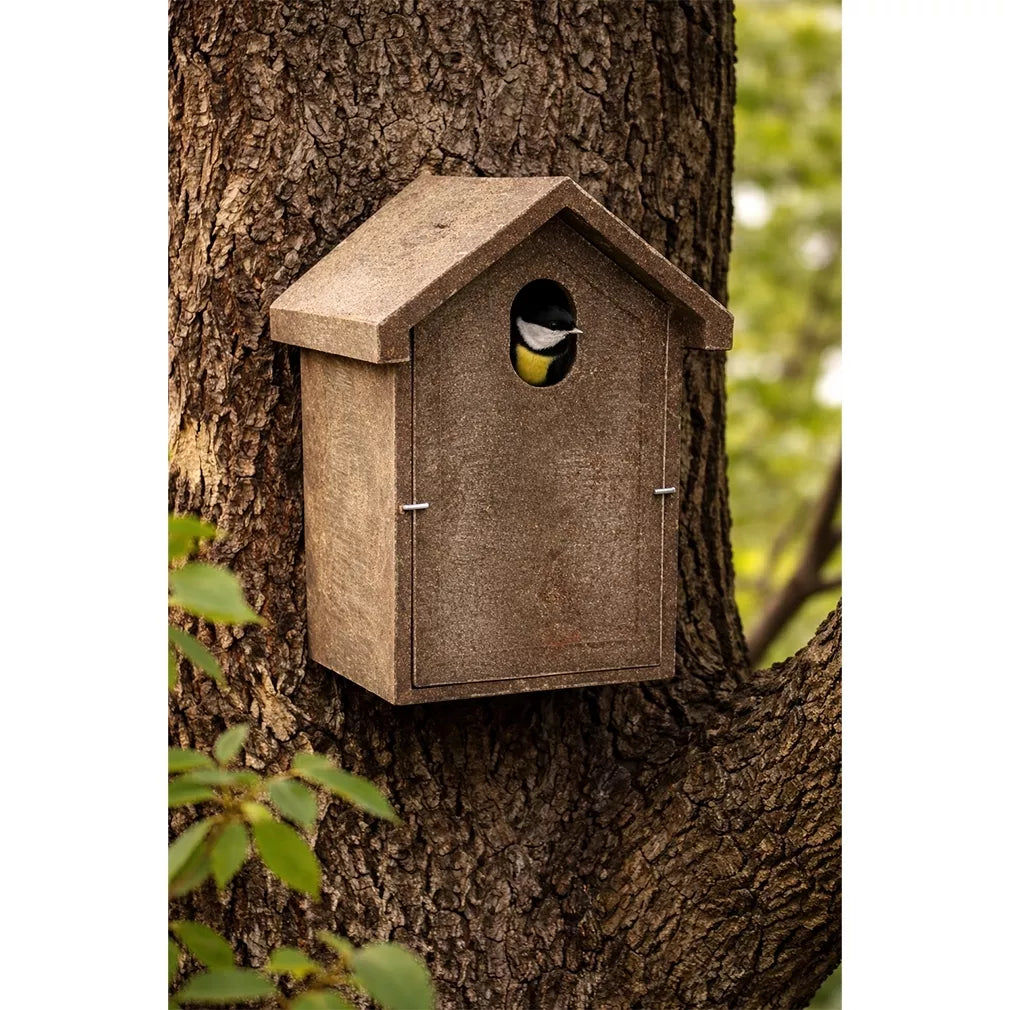 Polümeerpuust tihaste pesakast ovaalse avaga 5 × 3 cm