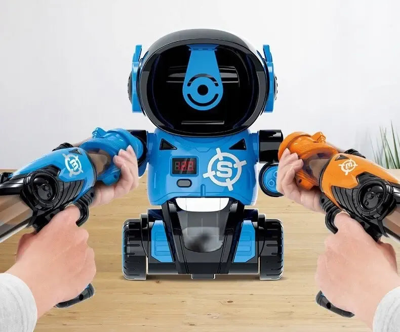 Interaktyvus šaudymo žaidimas „Robotų mūšis“ su robotų figūrų ir valdymo elementais, skirtas vaikams ir jaunimui.