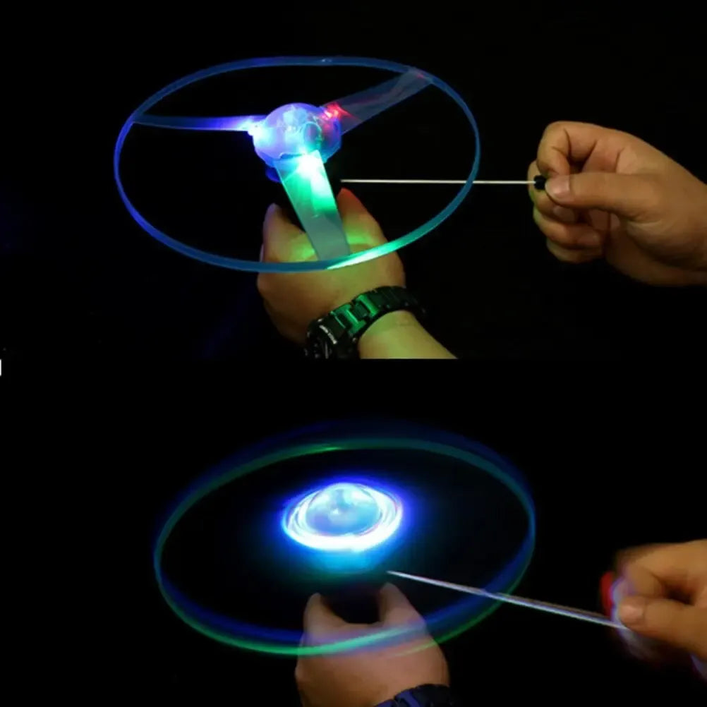 LED skraidantis diskas su apšvietimu, spalvingas ir šviečiantis skraidantis diskas vaikams ir žaidimams.