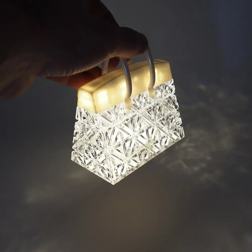 LED stalo dekoracija BAG TR1645 su šviečiančiais elementais, elegantiška ir moderni dekoracija šventėms ir renginiams.