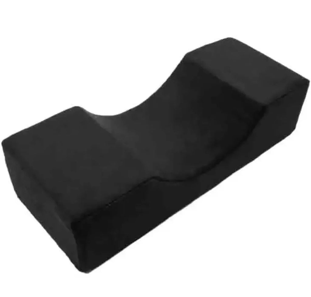 Ergonomiška kosmetinė pagalvė blakstienų priauginimui ir makiažui, minkšta ir patogi naudoti grožio procedūroms.