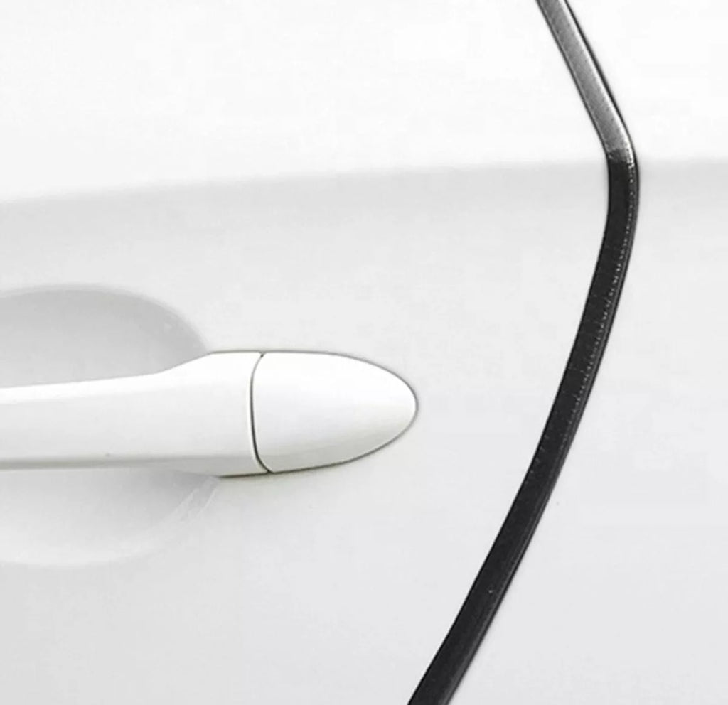 Automobilio durelių kraštų juostelė, apsauga nuo įbrėžimų ir pažeidimų, tinka įvairiems automobiliams, juoda spalva.
