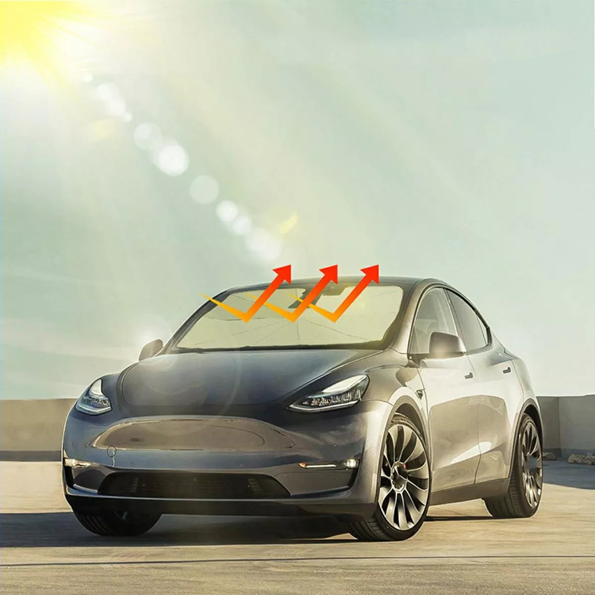 Automobilio saulės skėtis, apsaugantis nuo saulės spindulių, su tvirtinimo mechanizmu ir tamsiu audiniu.
