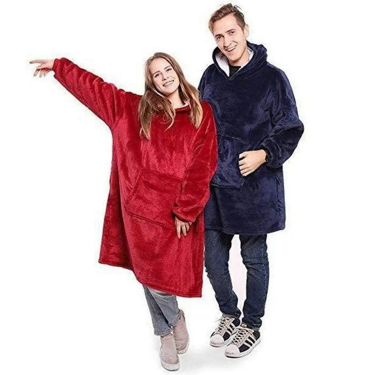 Raudonas pledas megztinis Huggle su rankovėmis, minkštas ir šiltas, patogus namų drabužis.