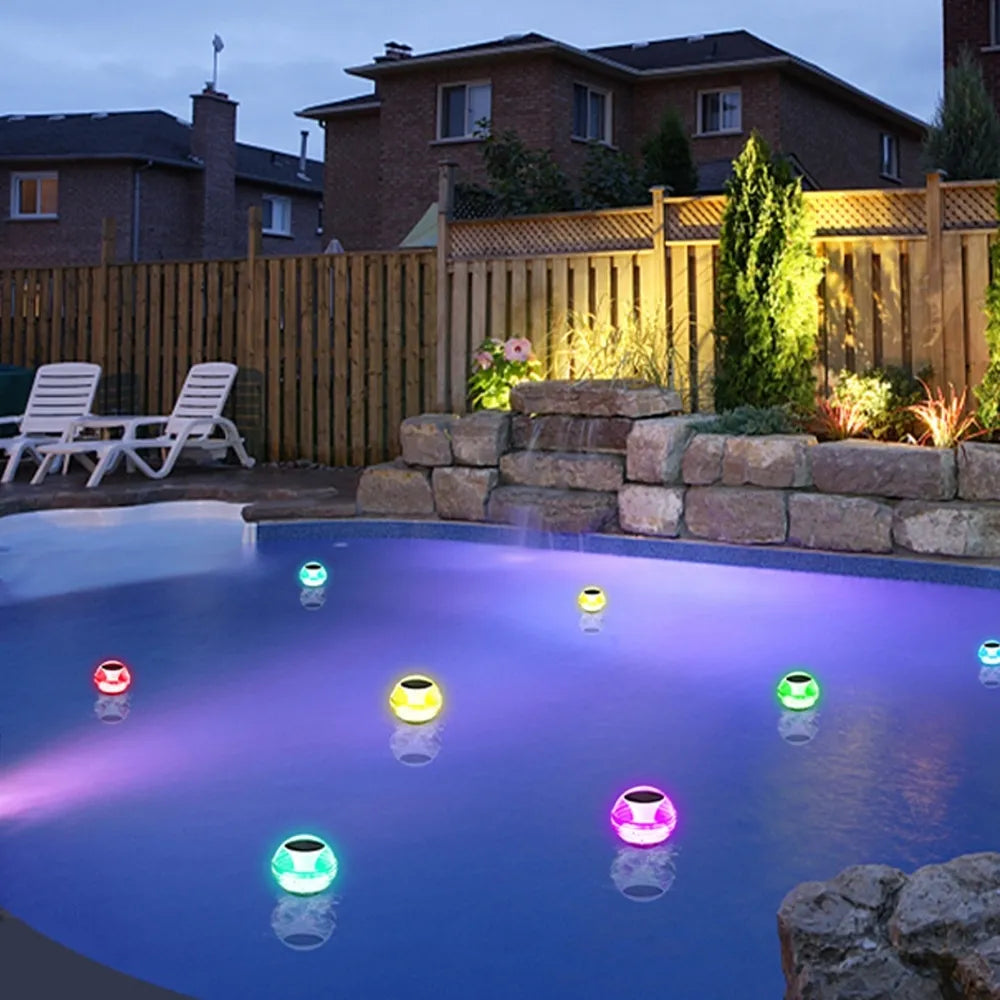 Ujuv päikese LED lamp basseini jaoks – stiilne valgustus ilma juhtmeteta