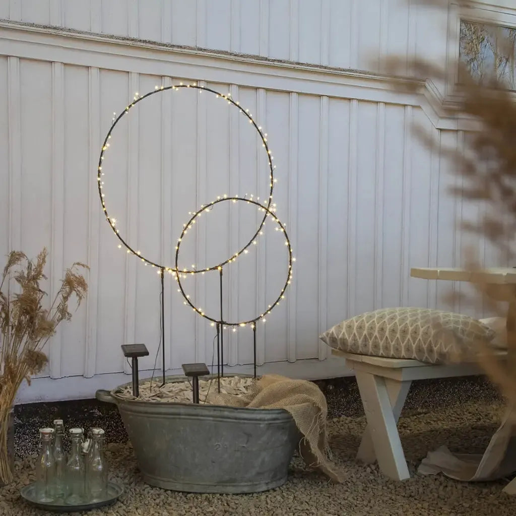 Saulės energija įkraunama lauko dekoracija „Barlumi“, 40 LED, 40 cm skersmens