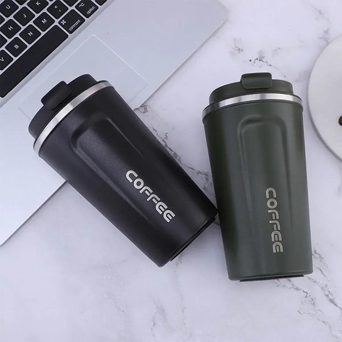 Termosinį puodelį Coffee 510 ml, tvirtas ir patogus naudoti, su dangteliu, tinkamas karštų gėrimų laikymui.