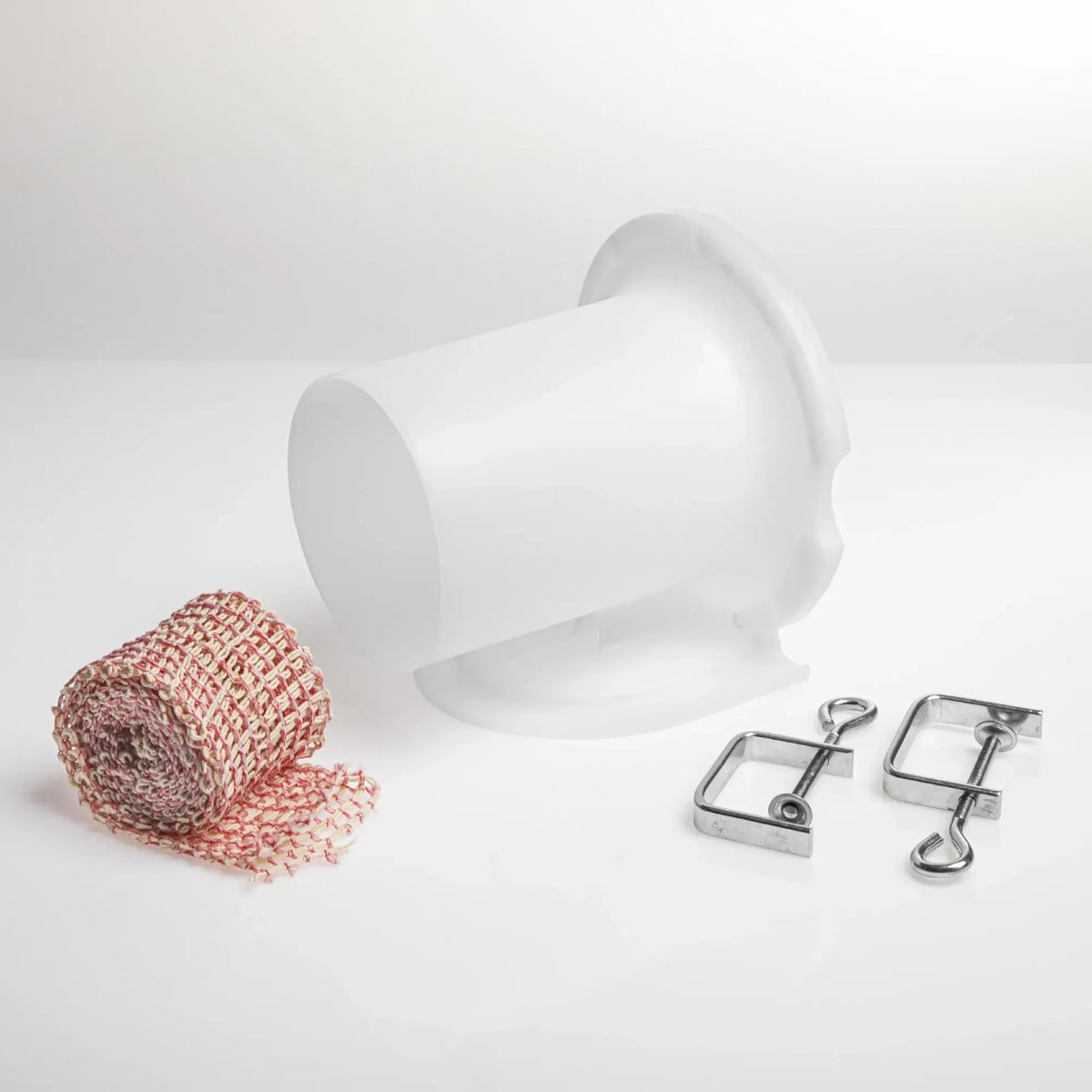 Tinklo aplikatorius mėsai ir sūriui, plastikinis su rankena, skirtas tvirtai apvynioti produktus.
