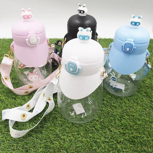 Vaikiška gertuvė „Space rabbit“ žydra, plastikinė su kosmoso ir triušio motyvu, vaikų gėrimo indas, patogi ir saugi vaikams